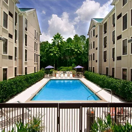 Hampton Inn & Suites Tampa-North 
