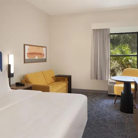 Hampton Inn & Suites Tampa-North Exterior photo